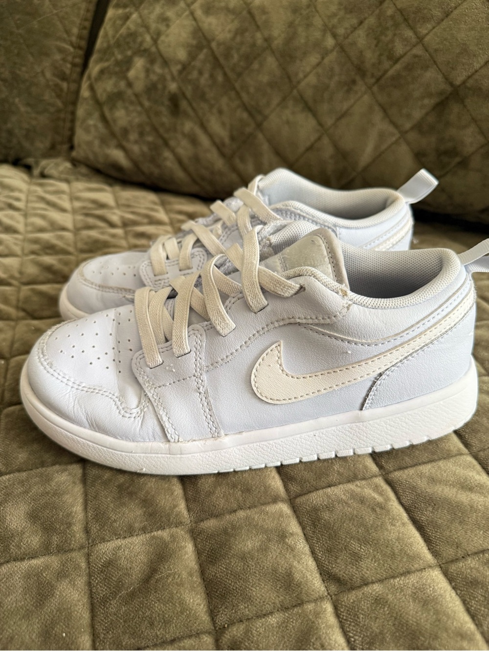• Nike Jordan 1 Low Alt Light Blue White Kids Sneakers Size [3 youth]